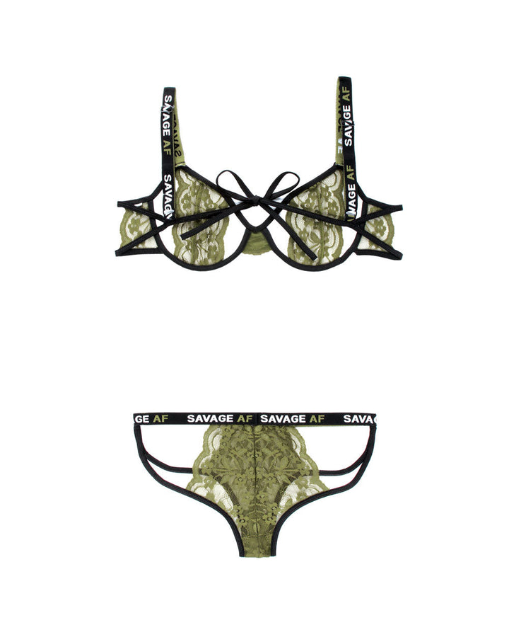 Savage AF Lace Lingerie Set: Queen-like comfort, support, and sexiness in one ??