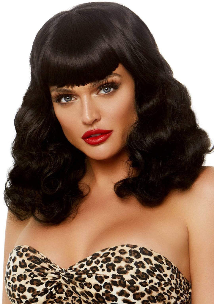 Retro Curly Bob Wig: Flirty, Fabulous, and Perfect for a Playful Look!