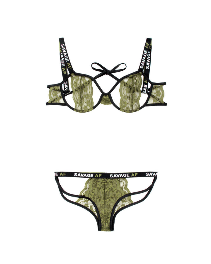 Savage AF Lace Lingerie Set: Queen-like comfort, support, and sexiness in one ??